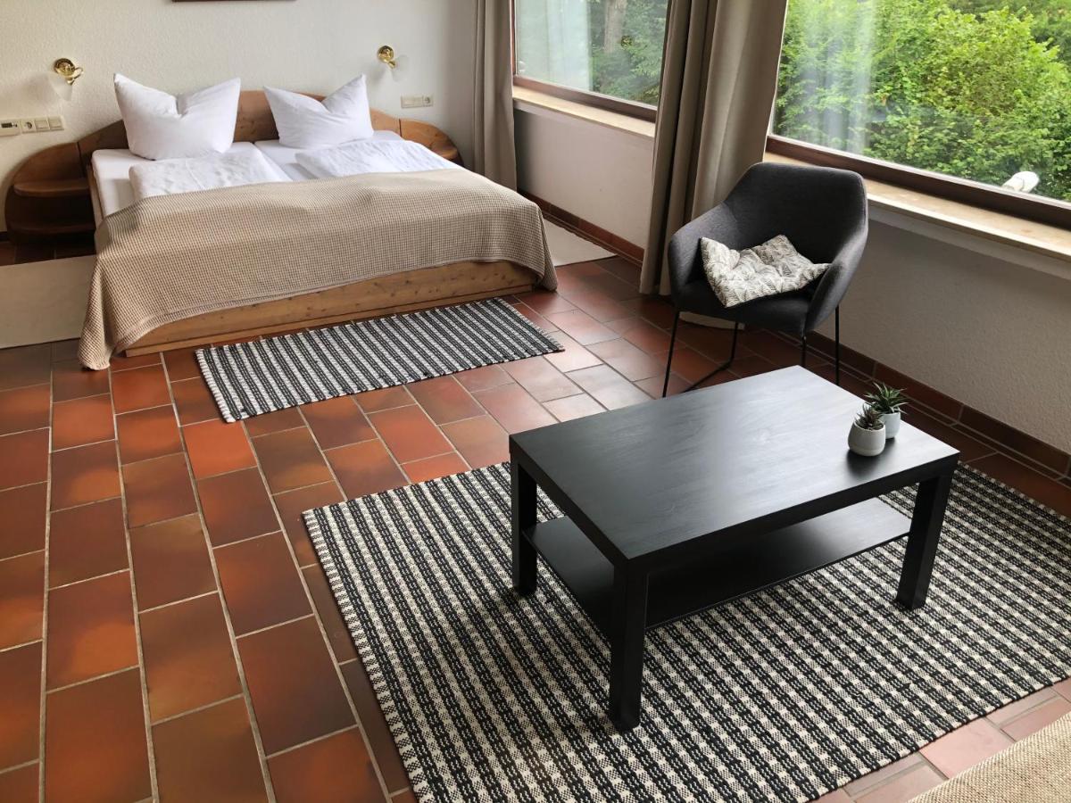 Hotel Haus Am Wald Eltmann Esterno foto