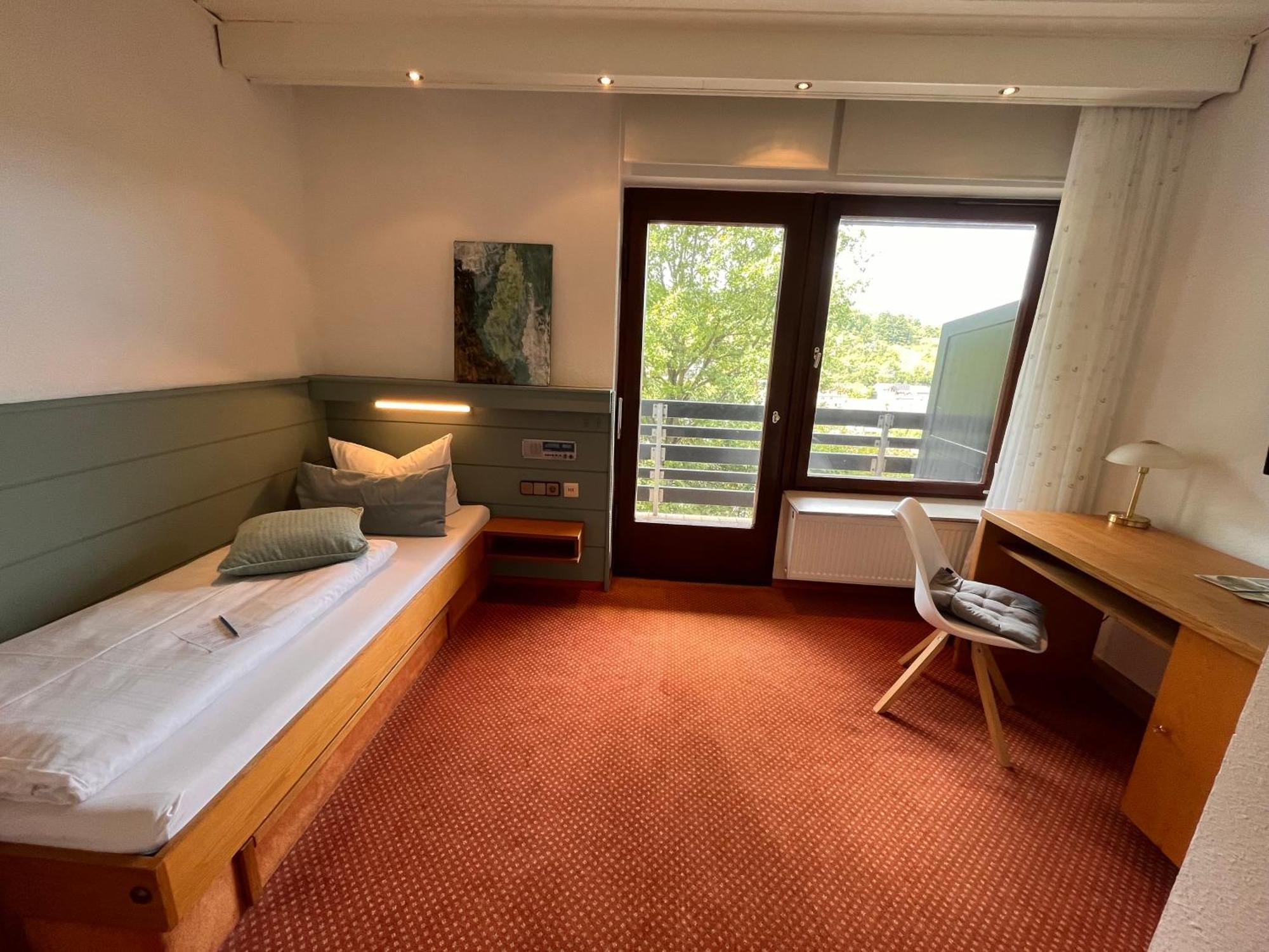 Hotel Haus Am Wald Eltmann Esterno foto